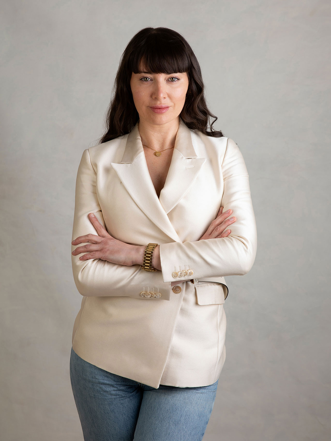 Professionellt företagsporträtt av kvinna i studio i Malmö, fotograferat av Fotograf Anna Arvidsson.